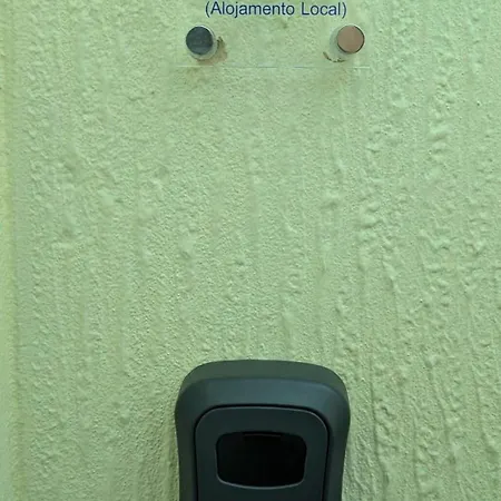 1 Bedroom In Portimão, Da Rocha Apartamento *